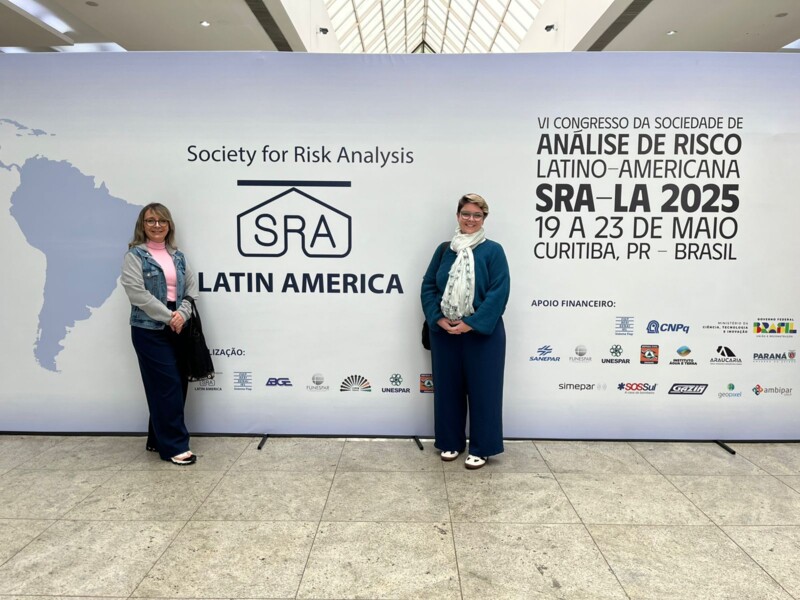 comissao-especial-de-emergencias-e-desastres-do-crp-rj-participa-do-vi-congresso-da-sociedade-de-analise-de-risco-latino-americana-sra-la-2025